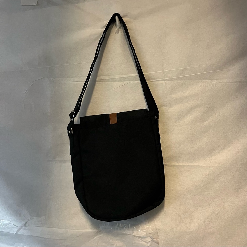 NWT Herschel Supply Company Kingsgate Messenger Bag with Adjustable Strap - Picture 6 of 9